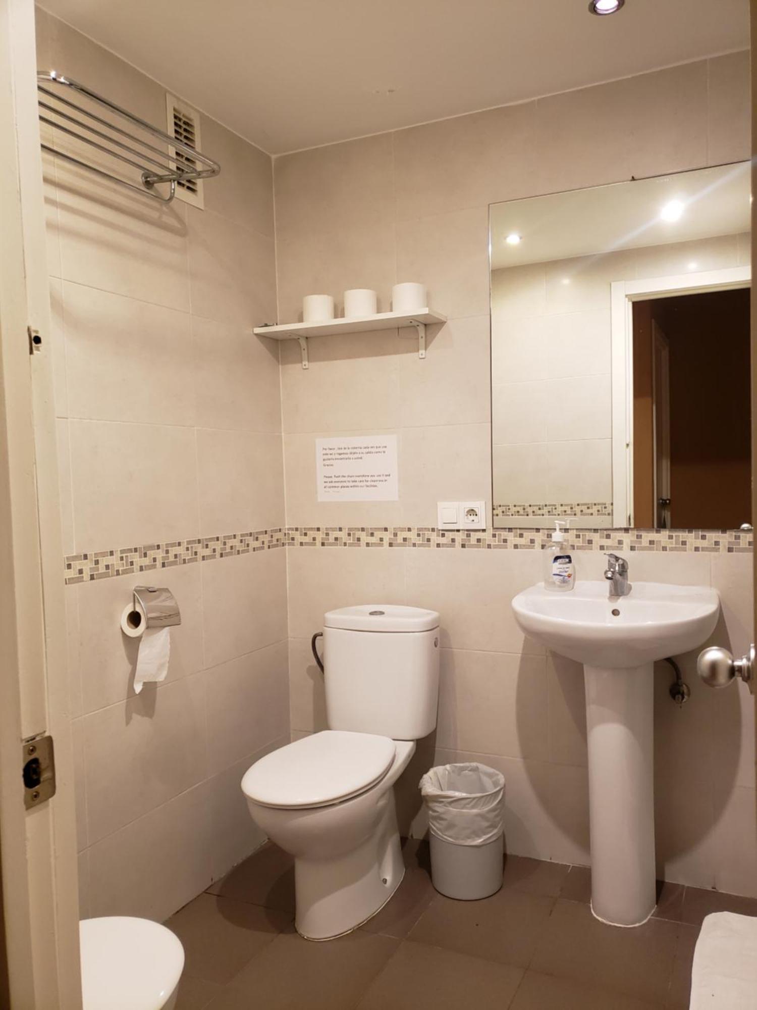 Pension Pamplonabeds Bagian luar foto