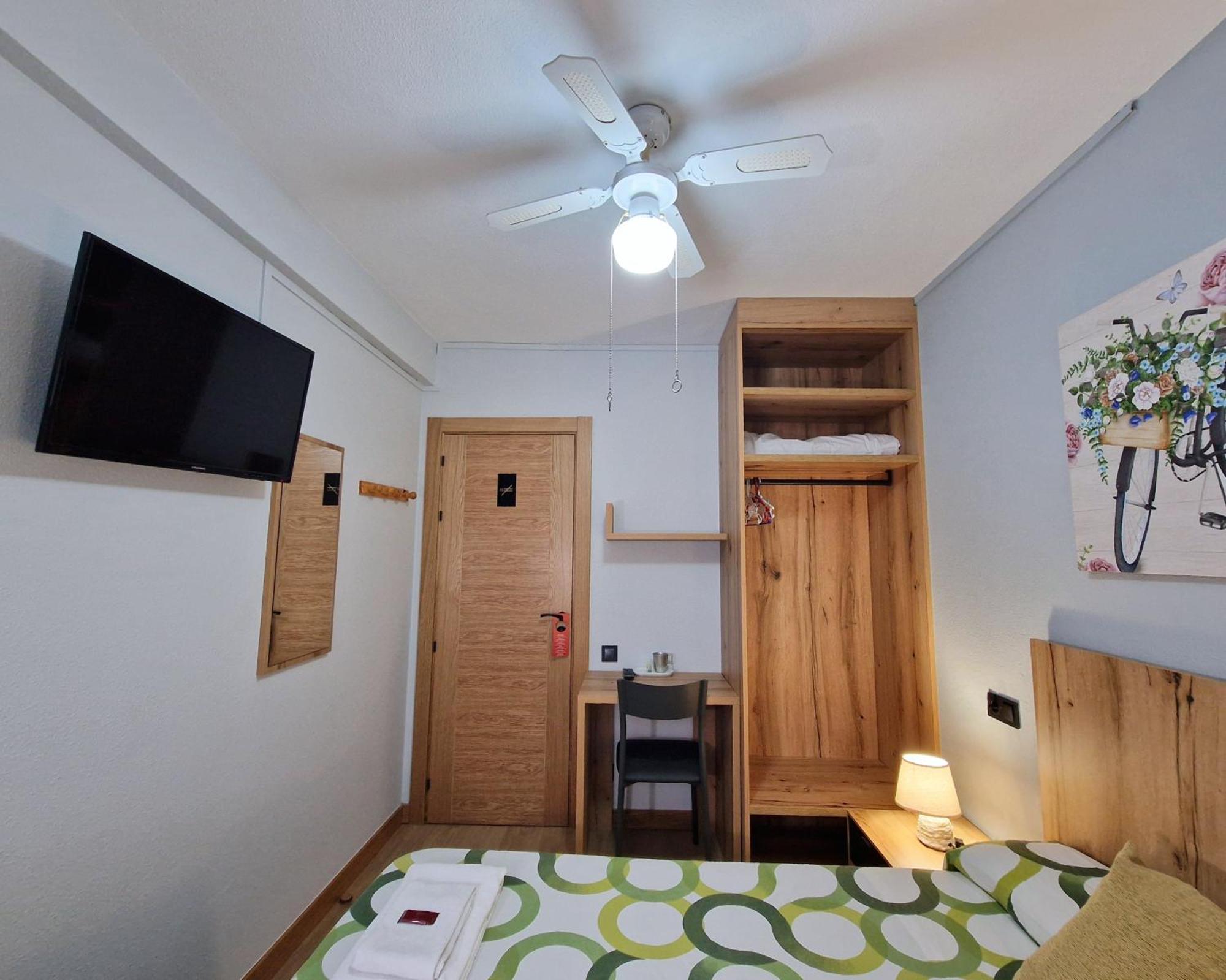 Pension Pamplonabeds Bagian luar foto
